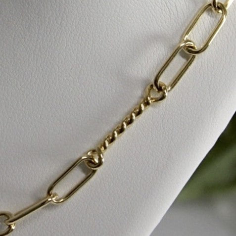 9ct Yellow Gold Small Paperclip & Twist Necklace