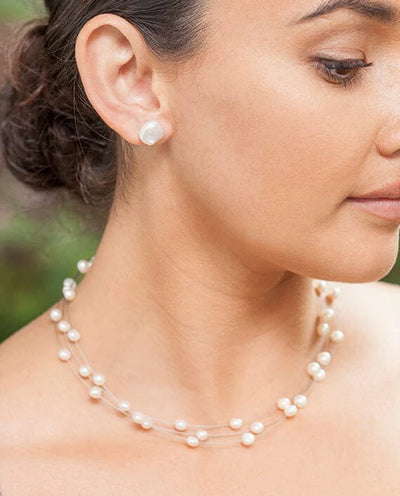 The Wandering Pearl Necklace