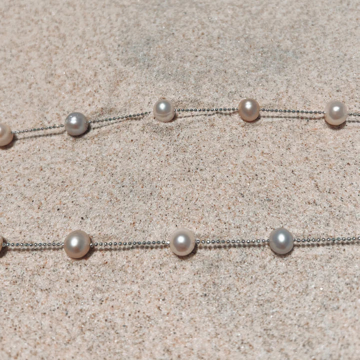 The Geneva Necklace